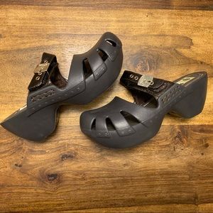 Dr Scholl's Dance Clog Brown